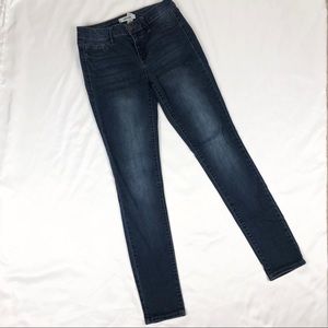 CHARLOTTE RUSSE REFUGE Blue Jeans